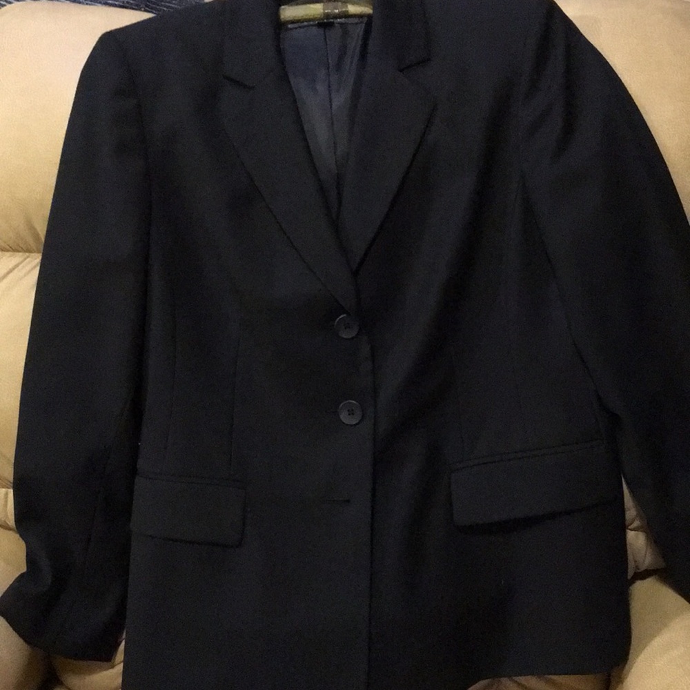 Black Kasper Blazer